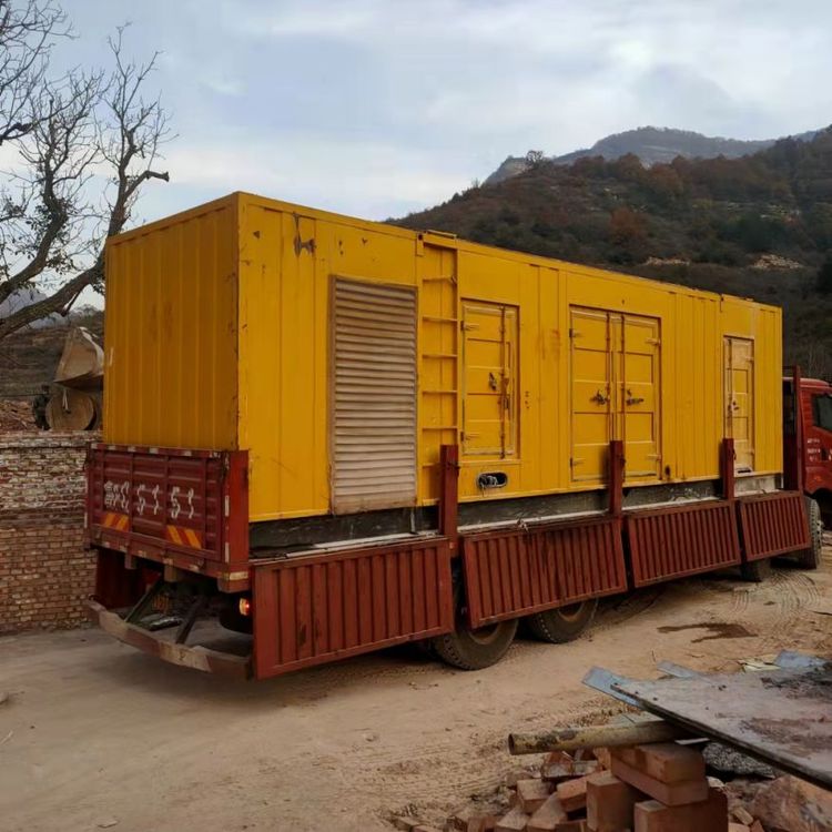珲春200kW 发电机组在带电阻性负载时，输出功率会受到哪些因素的影响？